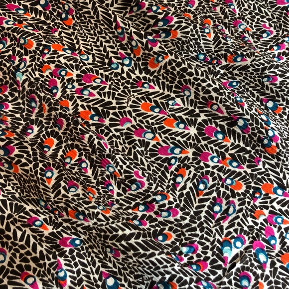 Lilly Pulitzer Short Sleeve Silk Blouse - Picture 4 of 8